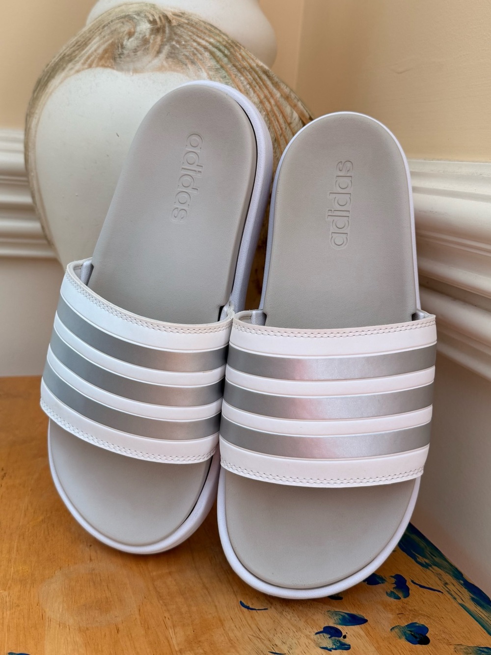 adidas Women’s Adilette White Grey Metallic Platform Slides Size 8